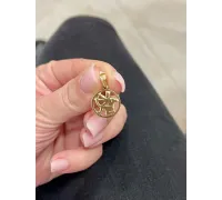 Zlatý prívesok 1564