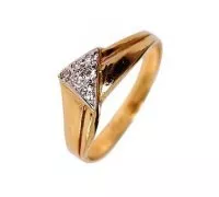 Zlatý prsteň 795