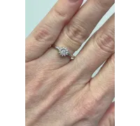 Diamantový prsteň z bieleho zlata 135