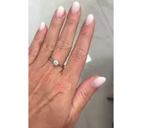 Diamantový prsteň z bieleho zlata 043