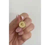 Zlatý prívesok 1649